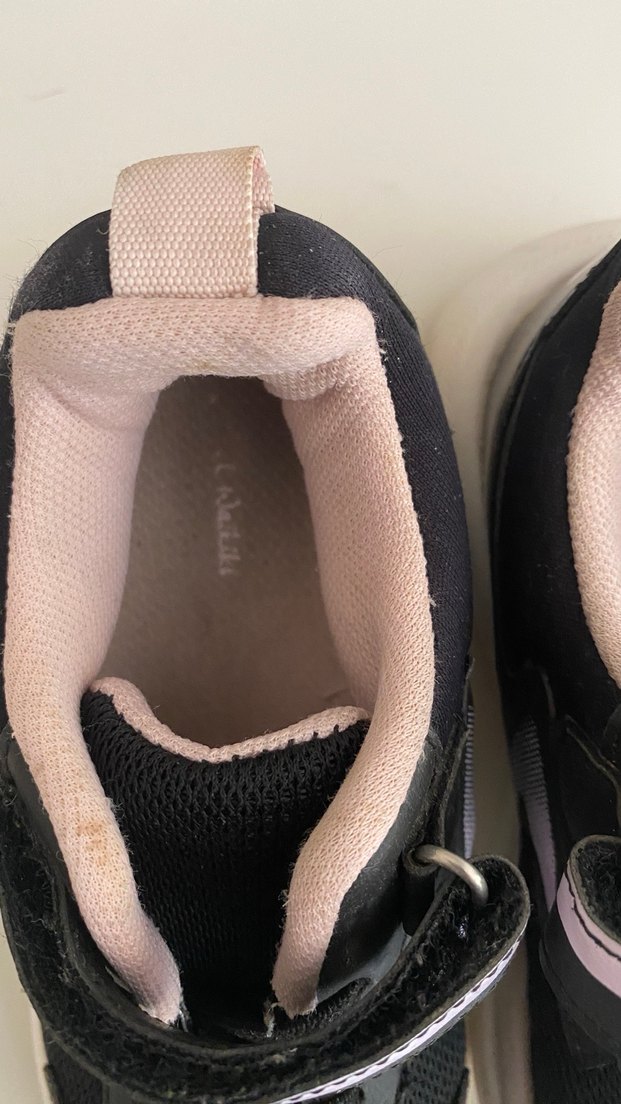 Kız Çocuk Siyah Cırtlı Spor Ayakkabı - Görsel 5