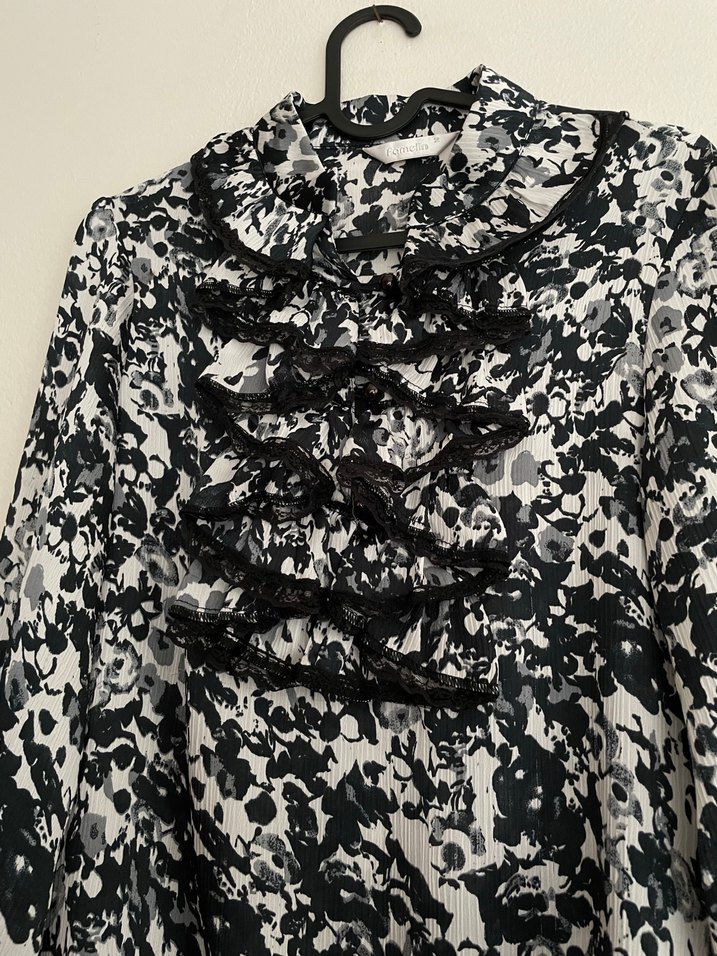 Uzun Kollu Fırfırlı Gri Desenli Bluz - Görsel 2