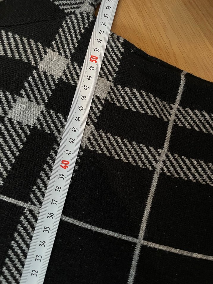 Gri Ekose Desenli Triko Uzun Elbise - Görsel 4