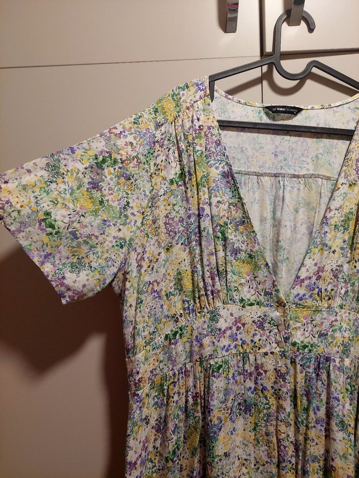 Çiçekli V Yaka Uzun Desenli Elbise - Görsel 4