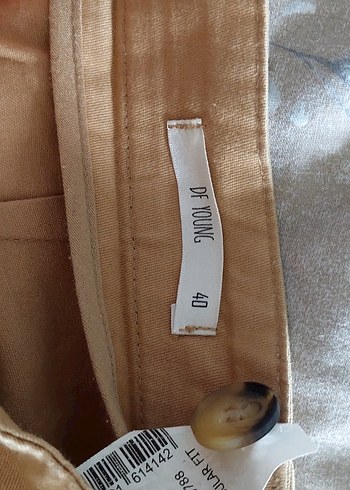 Bej Kadın Keten Düğmeli Bol Kesim Şort - Görsel 5