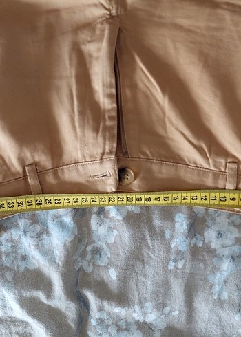 Bej Kadın Keten Düğmeli Bol Kesim Şort - Görsel 4