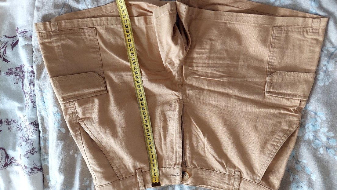 Bej Kadın Keten Düğmeli Bol Kesim Şort - Görsel 2