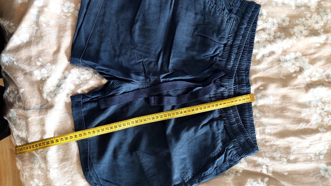 Kadın Mavi Keten Kemerli Rahat Şort - Görsel 3