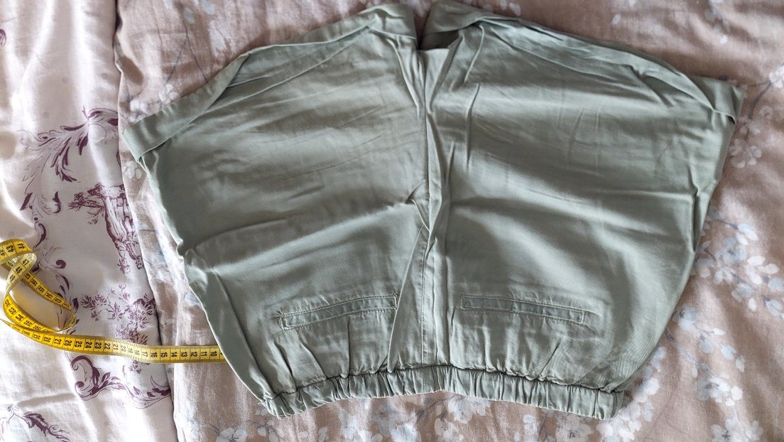 Yeşil Bol Kesim Keten Kadın Şort - Görsel 3