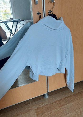 Beyaz Uzun Kollu Fermuarlı Sweatshirt - Görsel 2