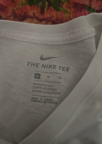 Nike Tee - Görsel 3