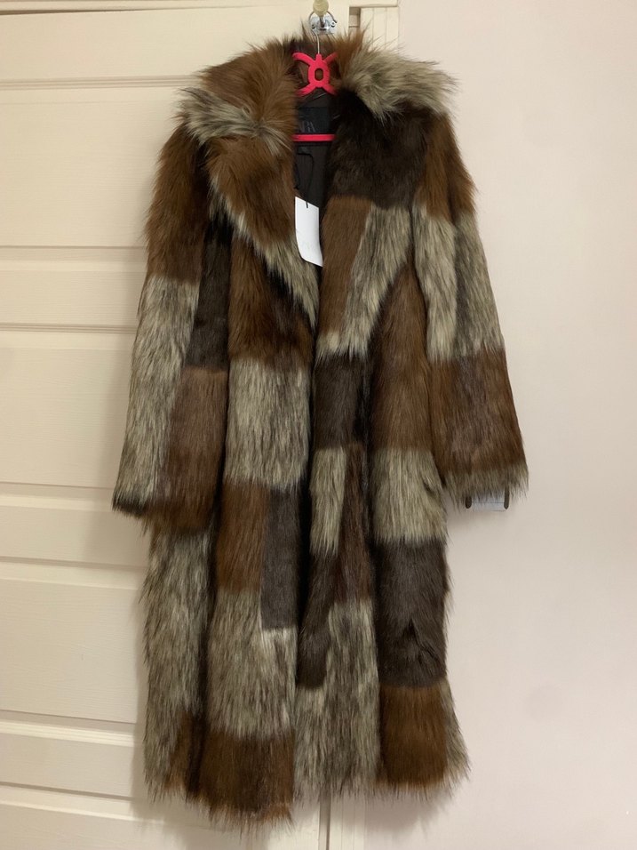 Uzun Kahverengi Kürk Detaylı Kadın Mont - Görsel 2