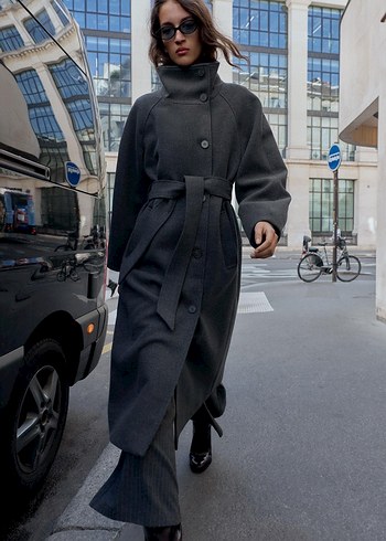 Gri Kemerli Kısa Kadın Kaban - Görsel 2