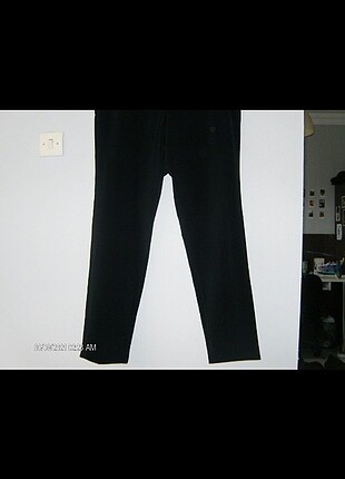 44 Beden siyah Renk siyah kumaş pantolon 
