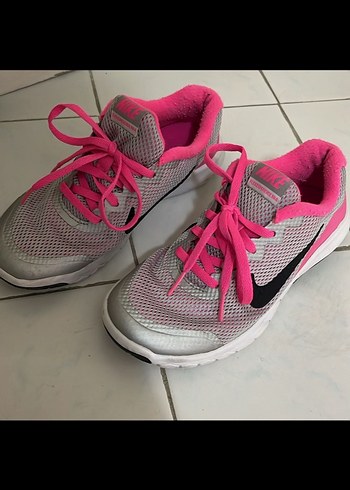 Nike 35,5