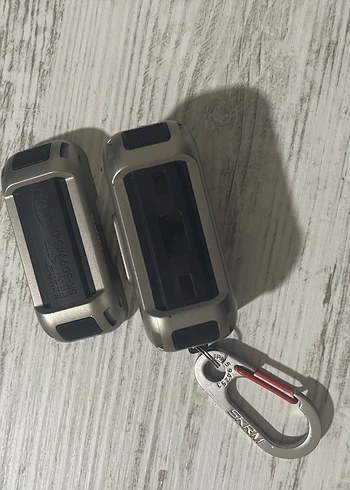 SKINARMA AİRPODS PRO 2. nesil bluetooth kulaklık kılıfı - Görsel 3