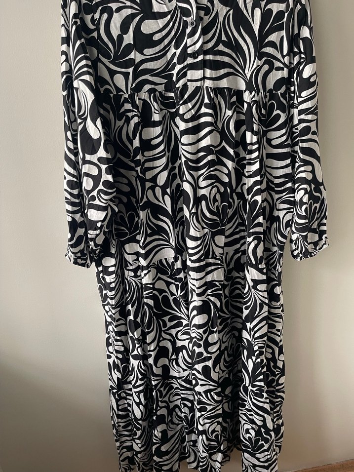 Bohem Siyah Beyaz Zebra Desenli Uzun Elbise - Görsel 3