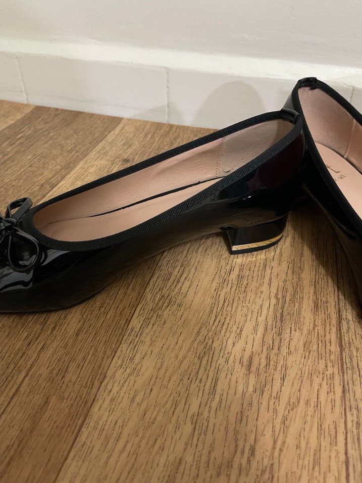 Siyah Fiyonklu Dolgu Topuk Kadın Babet - Görsel 3