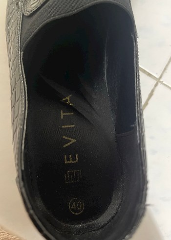 Siyah Yılan Desenli Blok Topuk Kadın Babet - Görsel 4