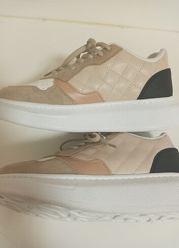 Skechers 38 SIFIR SKECHERS SPOR AYAKKABI
