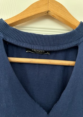 Trendyol Milla Lacivert Baskılı V Yaka Kadın Atlet - Görsel 3
