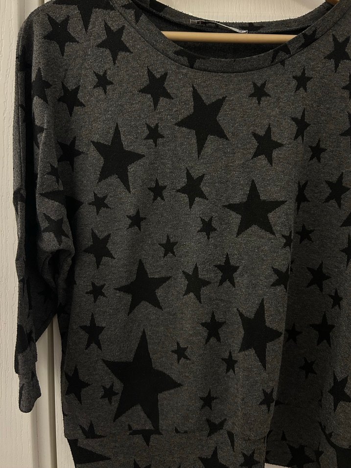 Gri Yıldız Desenli Uzun Kollu Kadın Kazak - Görsel 4