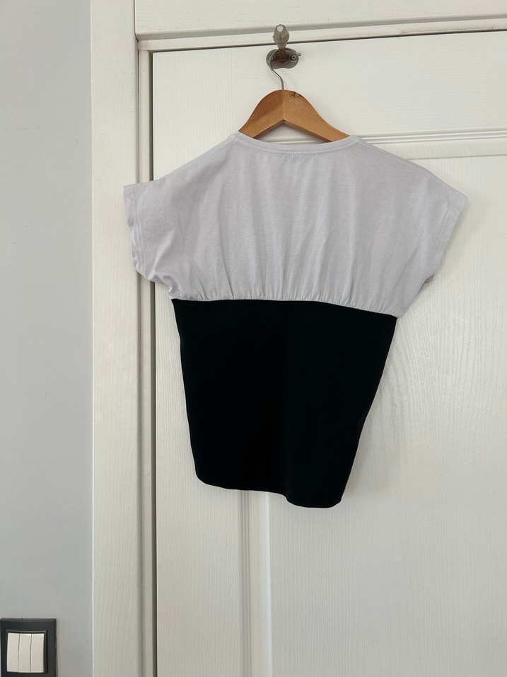 Beyaz Siyah Pamuklu Tişört - Görsel 2