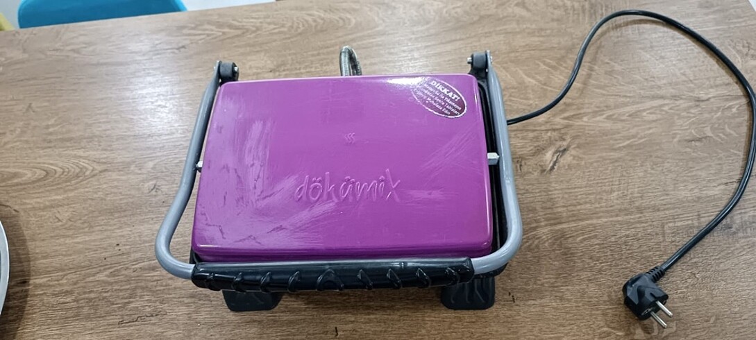 Tost makinası