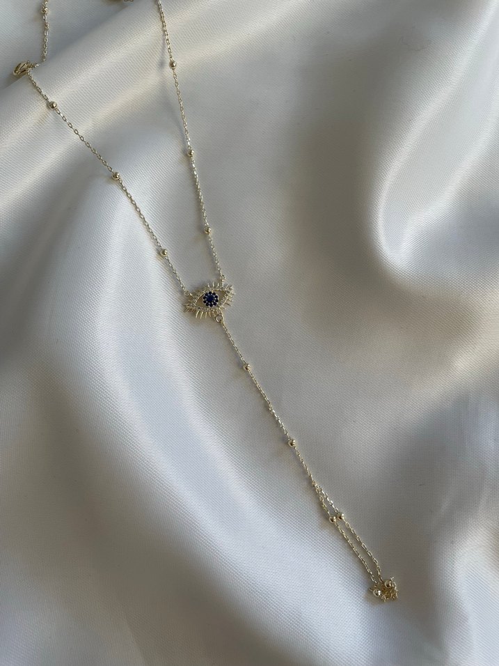 Zincir Detaylı Minimalist Altın Renkli El Zinciri - Görsel 4