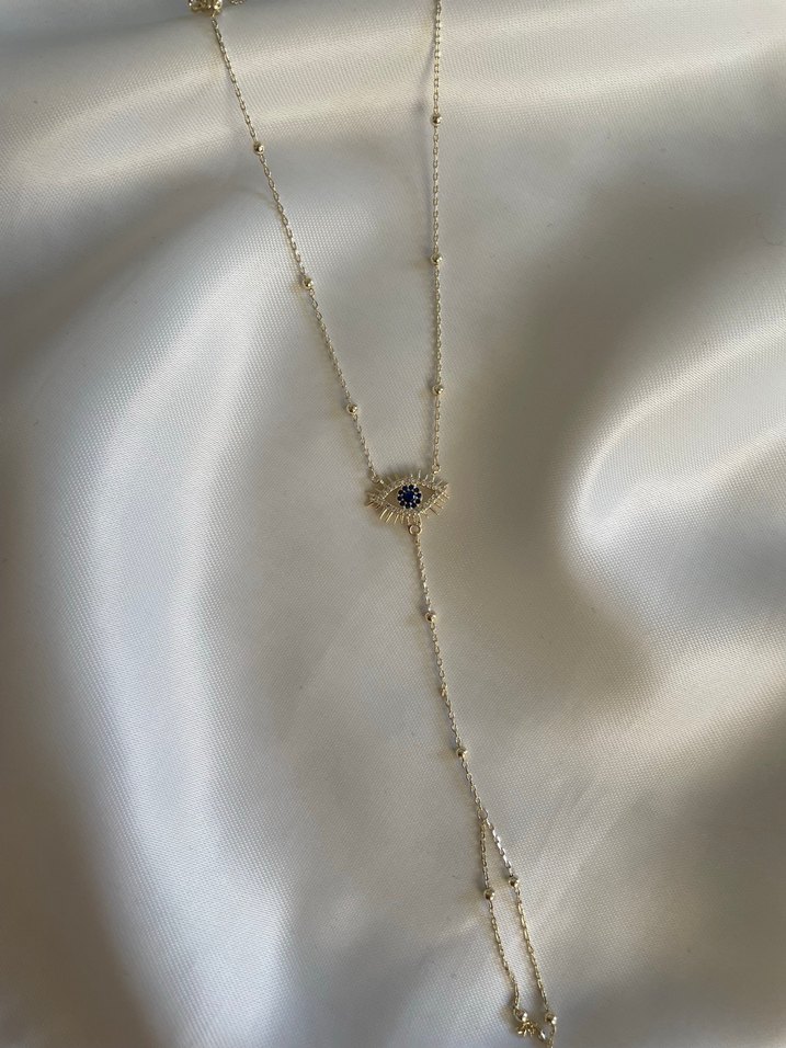 Zincir Detaylı Minimalist Altın Renkli El Zinciri - Görsel 3