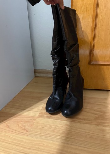 Siyah Deri Stiletto Topuklu çizme