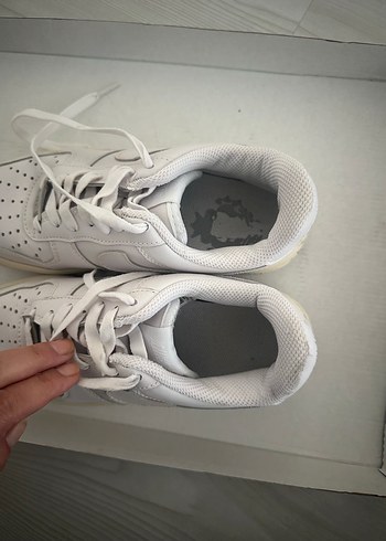 Beyaz Minimalist Kadın Spor Ayakkabı - Görsel 4