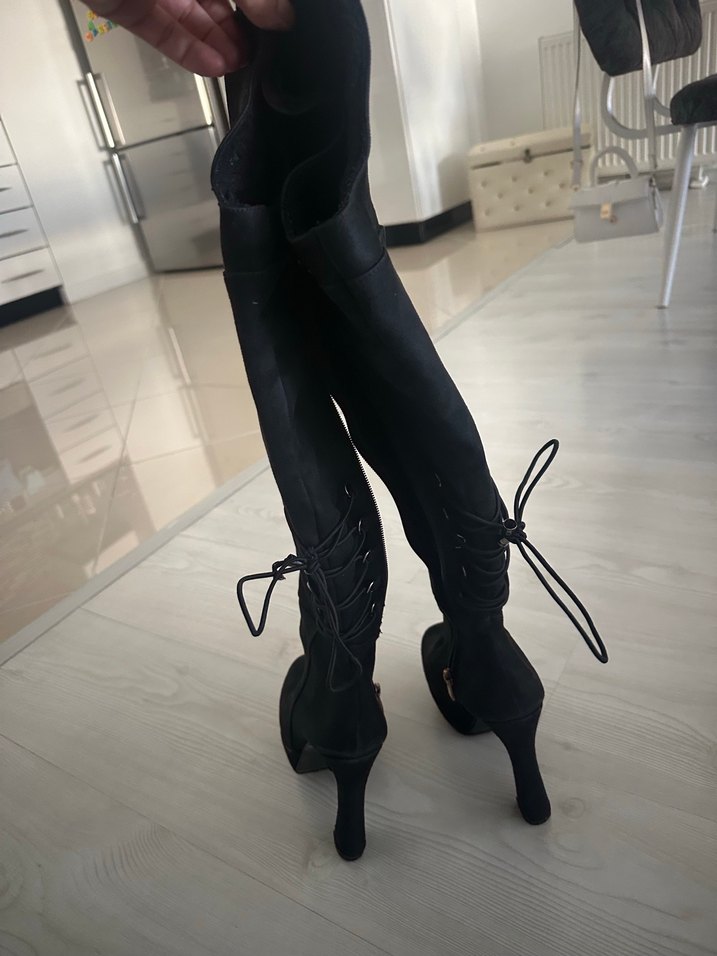 Siyah Süet Dizüstü Bağcıklı Stiletto Çizme - Görsel 2