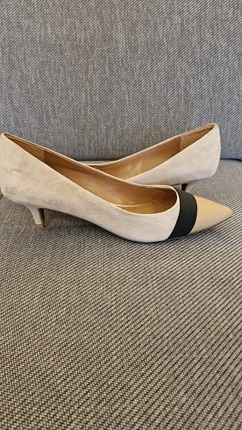 39,5 Beden ten rengi Renk Vince Camuto 39,5 numara nubuk cok sik stiletto