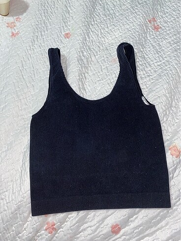 Siyah crop