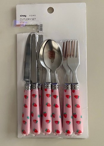 Çilek Desenli Pembe Çatal Kaşık Bıçak Seti
