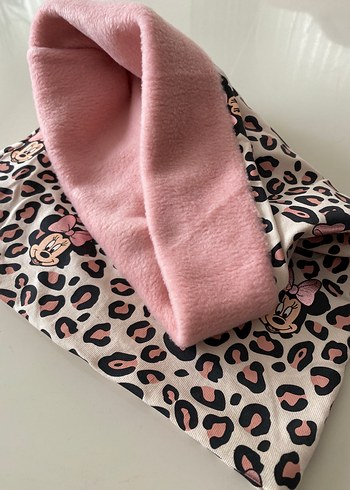 Minnie Desenli C&A Atkı veya bere - Görsel 5