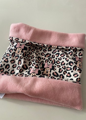 Minnie Desenli C&A Atkı veya bere - Görsel 4