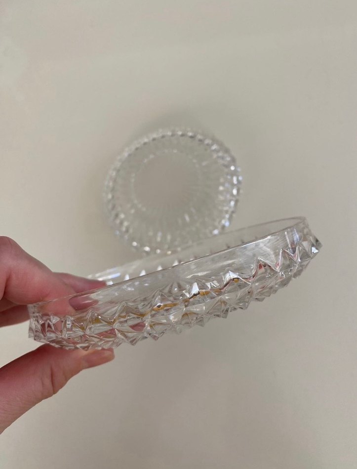 Vintage Tarzı Parlak Cam Tabaklar - Görsel 3