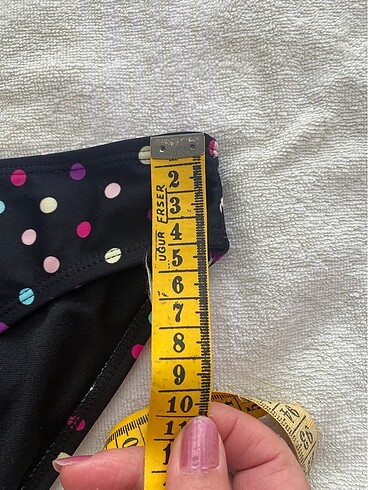 42 Beden siyah Renk Bikini altı 2 adet