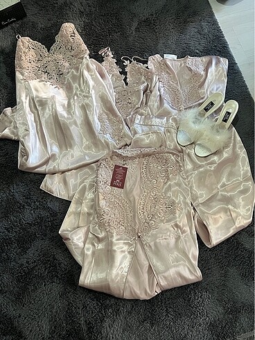 Pierre Cardin Gelinlik gece pijama seti