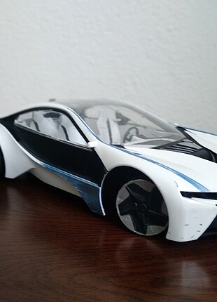Bmw i8 Araba ve Kumandalı Jip