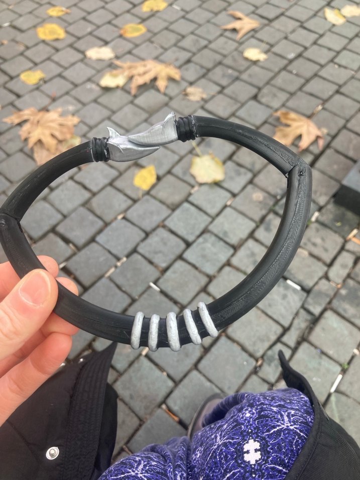 Köpek Desenli Zincir Detaylı Siyah Gotik kolye - Görsel 3