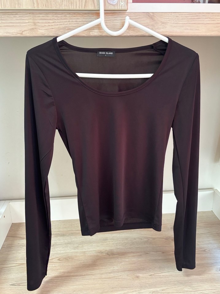 Siyah V Yakalı Uzun Kollu Kadın Bluz - Görsel 3