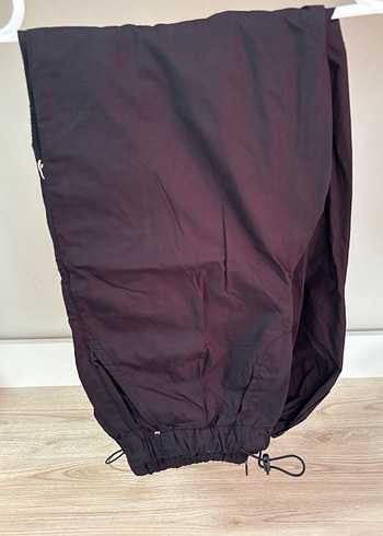 Siyah Bel Detaylı Midi Kadın Kumaş Pantolon - Görsel 2