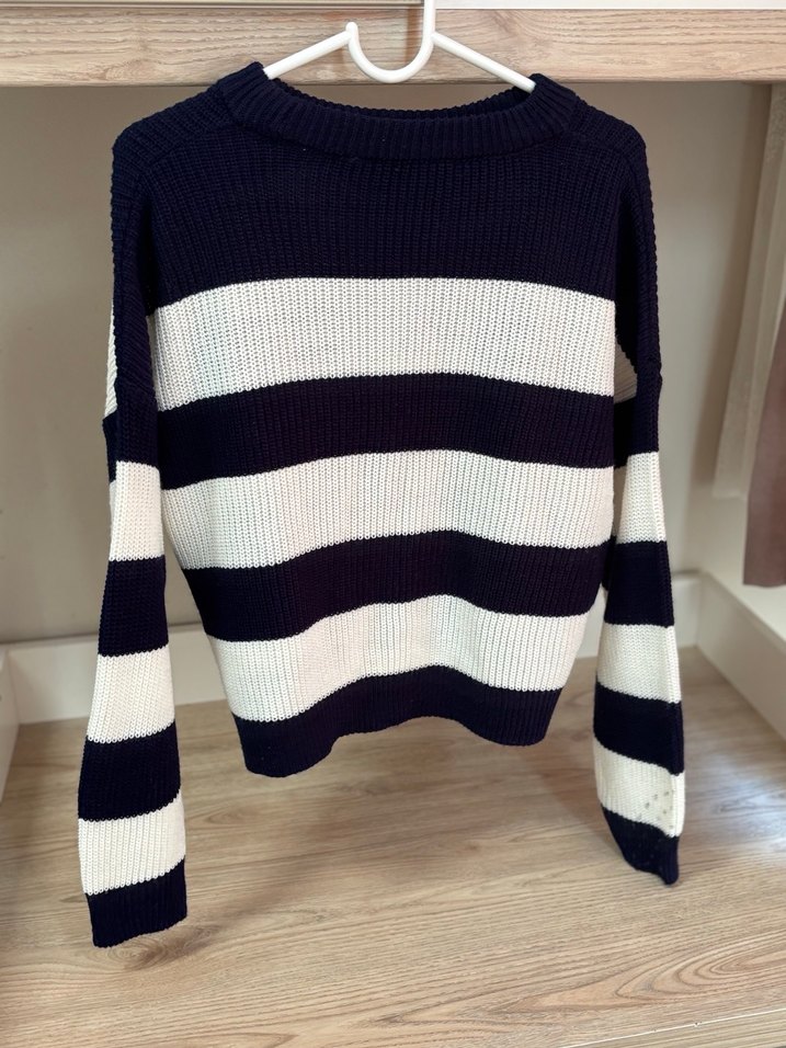 Kadın Siyah Beyaz Çizgili Triko Kazak - Görsel 3