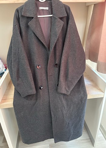 Gri Düğmeli Uzun Kaban - Görsel 3