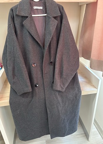 Gri Düğmeli Uzun Kaban - Görsel 2