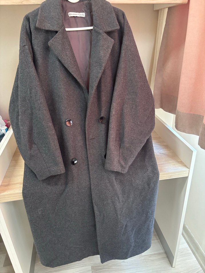 Gri Düğmeli Uzun Kaban - Görsel 2