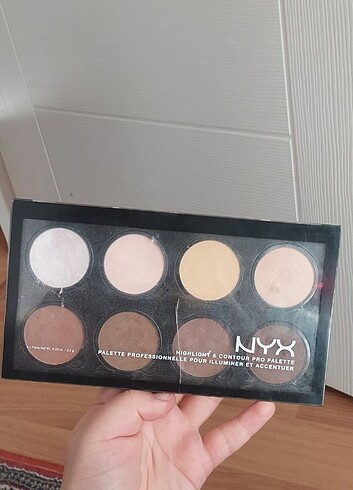  Beden Nyx highlight & contour paleti