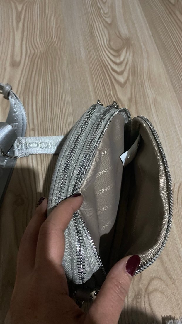 Benetton Gri Deri Bel Detaylı Çapraz Çanta - Görsel 4