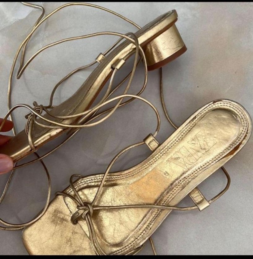 Altın Renkli Deri Topuklu Kadın Sandalet - Görsel 3