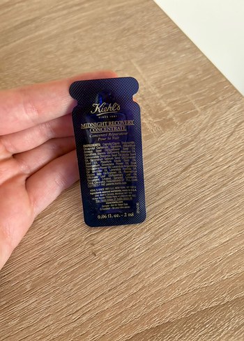 Kiehls Midnight Recovery Concantrate - Görsel 2