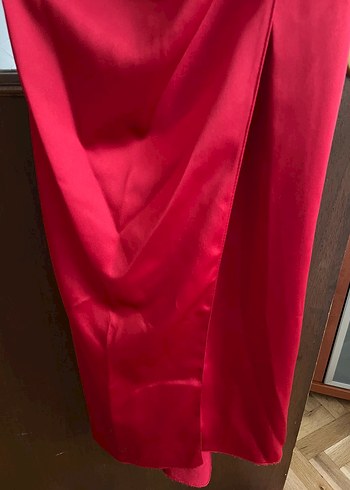 Kırmızı Drapeli Uzun Abiye Elbise - Görsel 11